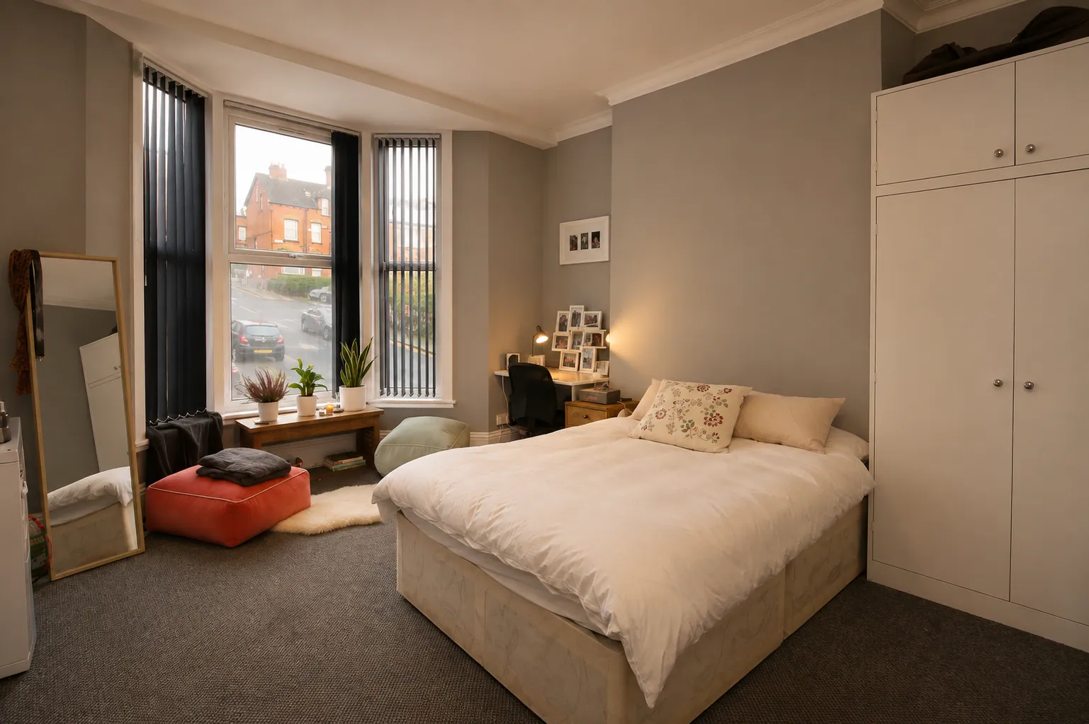 8 bedroom student house to rent on Brudenell Mount, Hyde Park, Leeds