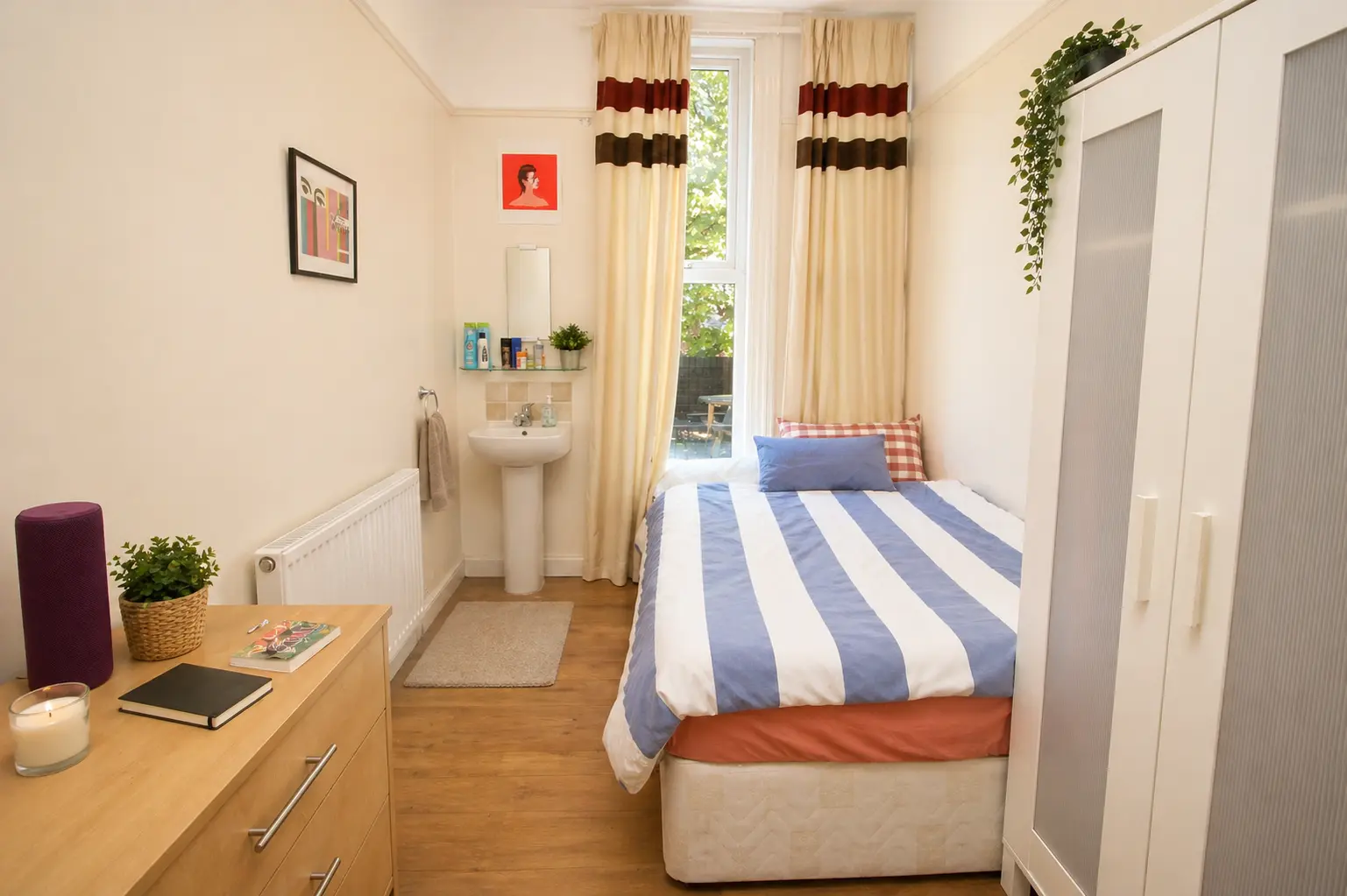 14 bedroom student house to rent on North Grange Road, Hyde Park, Leeds — photo 2