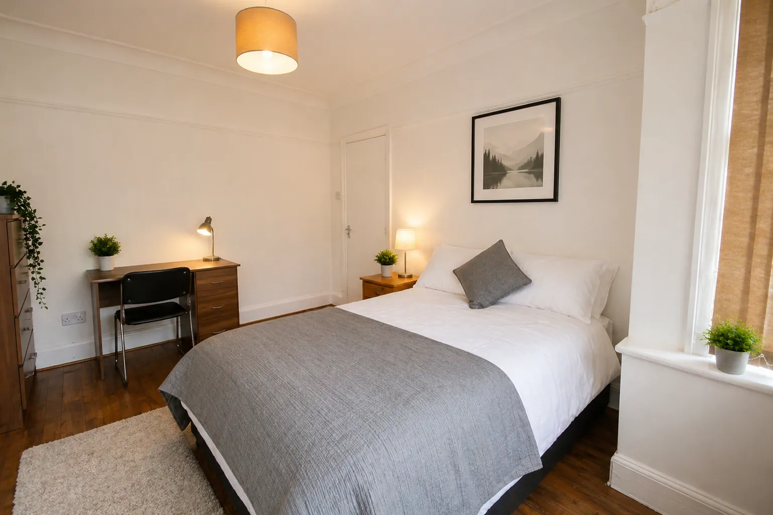 4 bedroom student house to rent on Mayville Road, Hyde Park, Leeds — photo 2
